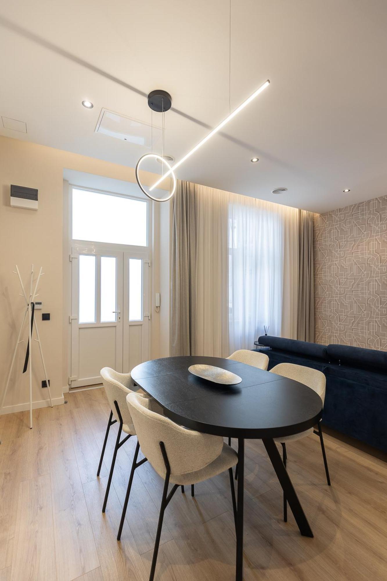 Kobi Luxury Apartment 2 บูดาเปสต์ ภายนอก รูปภาพ